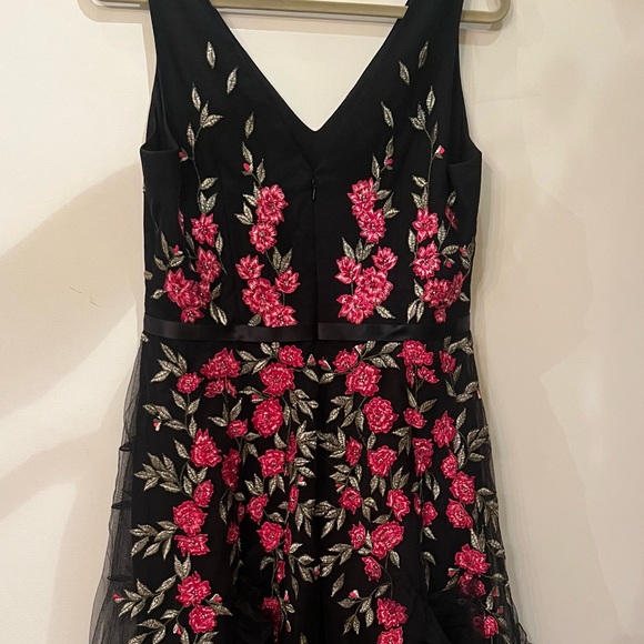 COPY - Dress Marchesa Notte - Picture 11 of 15